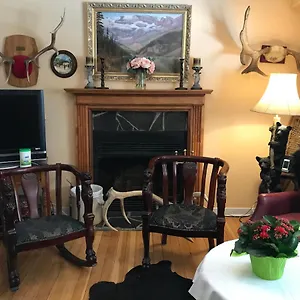 Bed and breakfast Holiday Lodge Bed And Breakfast, Banff